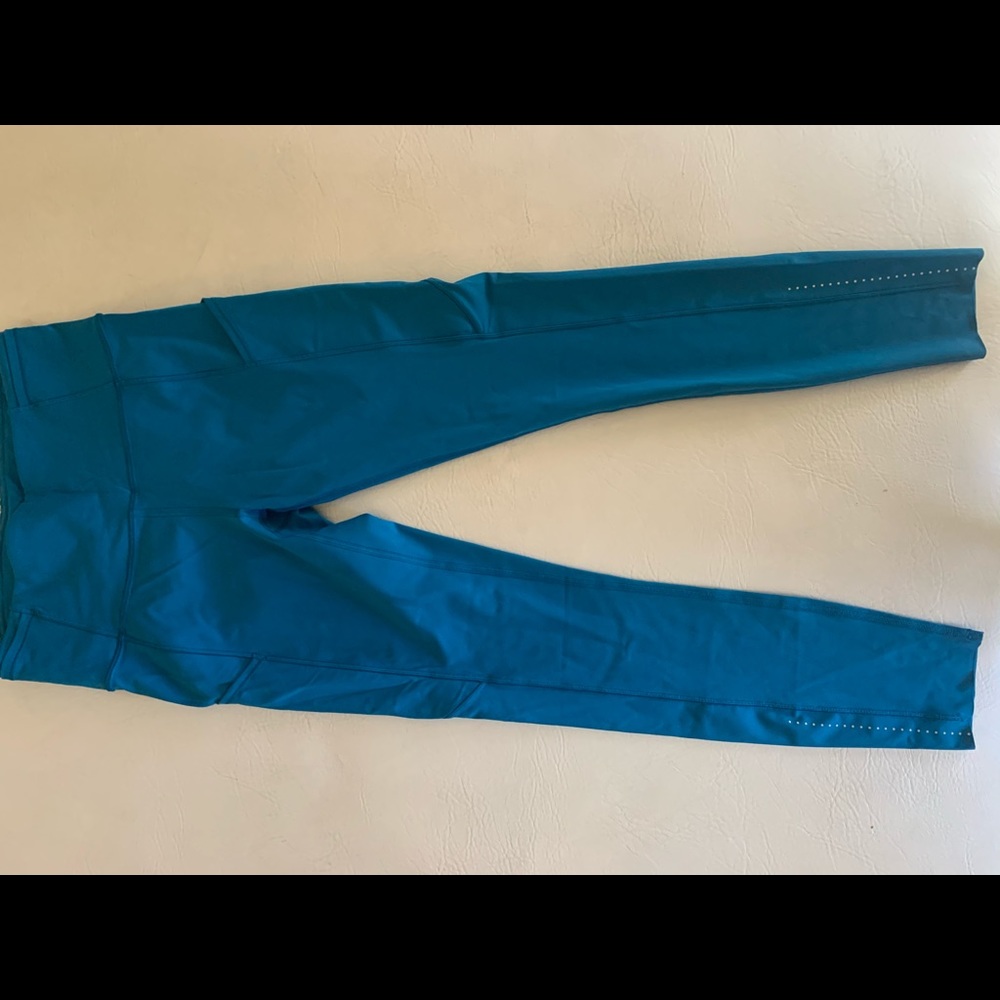 Size 4 lululemon speed up tight